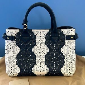 Burberry banner bag.